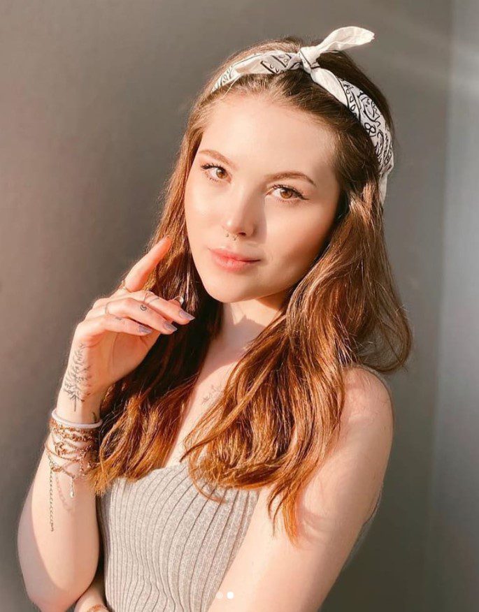 Ceren Yaldız Saç Rengi 3 Ceren Yalçın Orjinal saçı