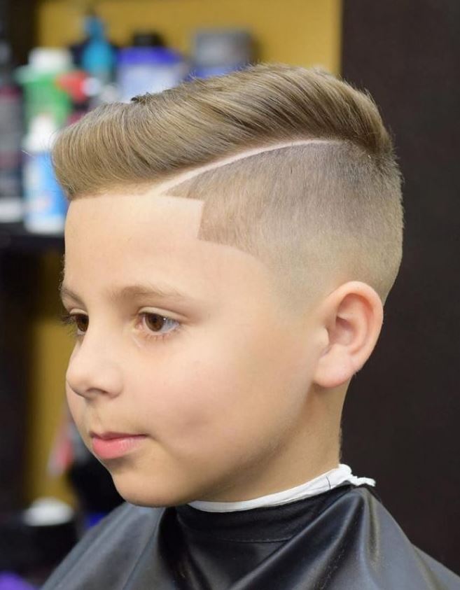 Erkek Çocuk Çizgili Saç Modeli