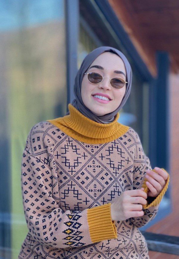 Rabia Karaca Gözlük Kombin