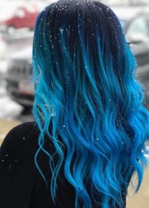 İndigo mavi saç boyası