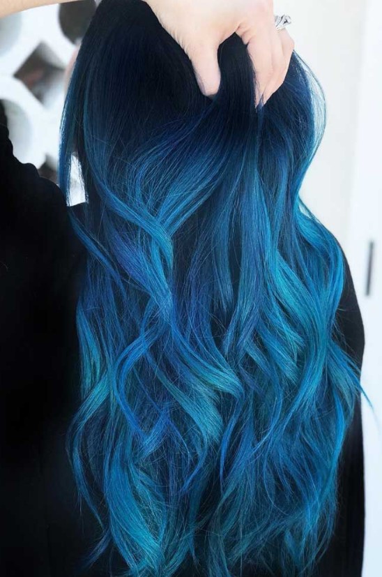 İndigo mavi saç boyası uygulaması