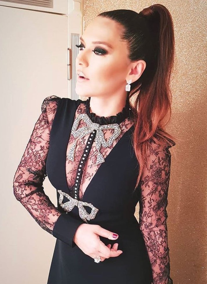 Demet Akalın Saç Rengi ve Modelleri 7 Demet Akalın Saç Stilleri