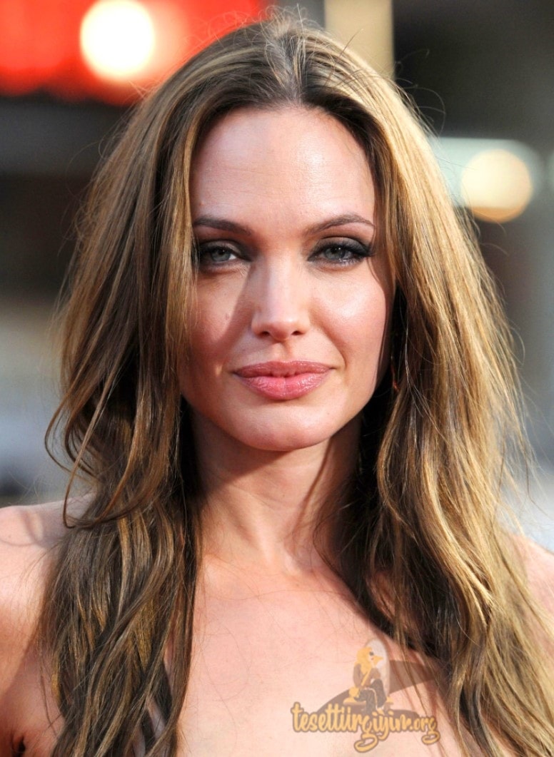 Angelina Jolie Uzun Saç